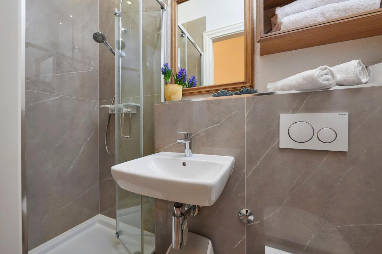 Little Roos Apartment Pula Ngoại thất bức ảnh