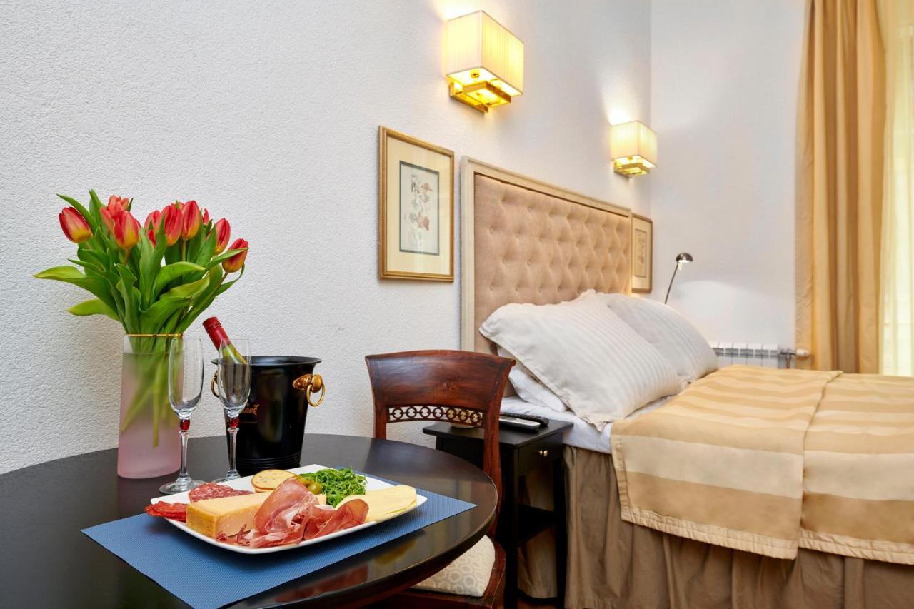 Little Roos Apartment Pula Ngoại thất bức ảnh