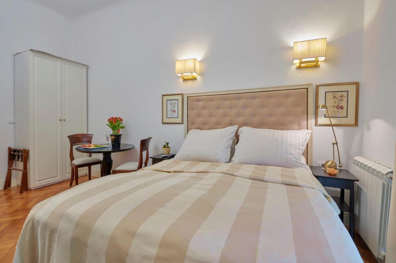 Little Roos Apartment Pula Ngoại thất bức ảnh